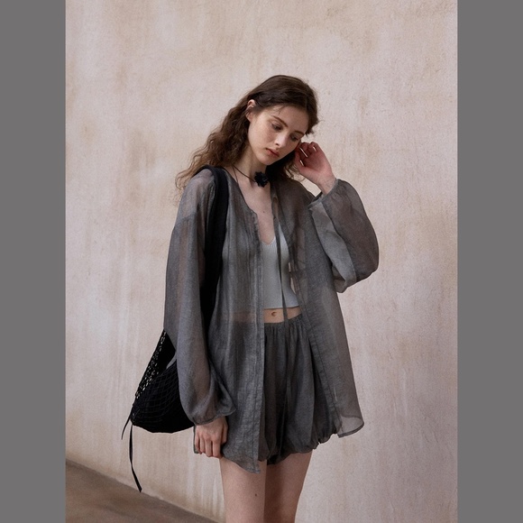 Dark Gray FADE BLOUSE - Picture 3 of 4